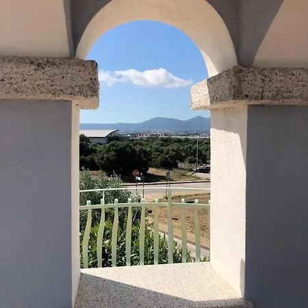 Bilocale Porto Olbia